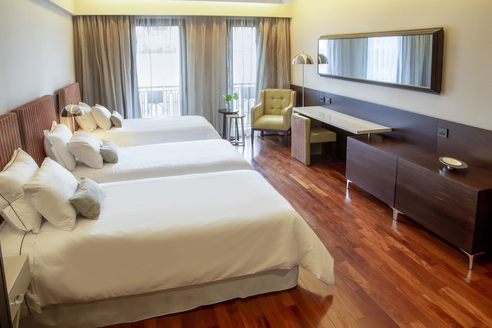Superior, 3 Beds
