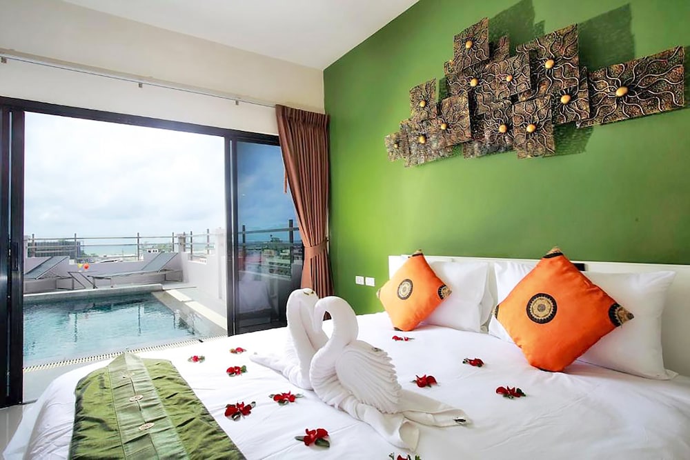 2 BEDROOMS, VILLA