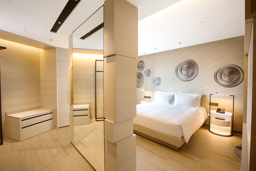 HOTEL INDIGO KAOHSIUNG CENTRAL PARK 26/77