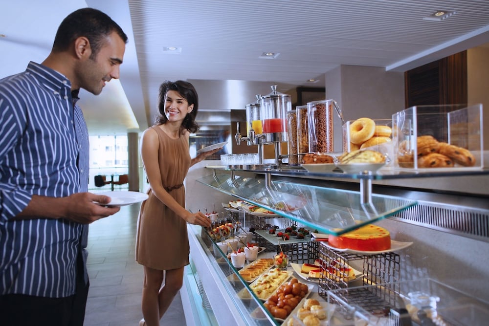 restaurant cafeteria