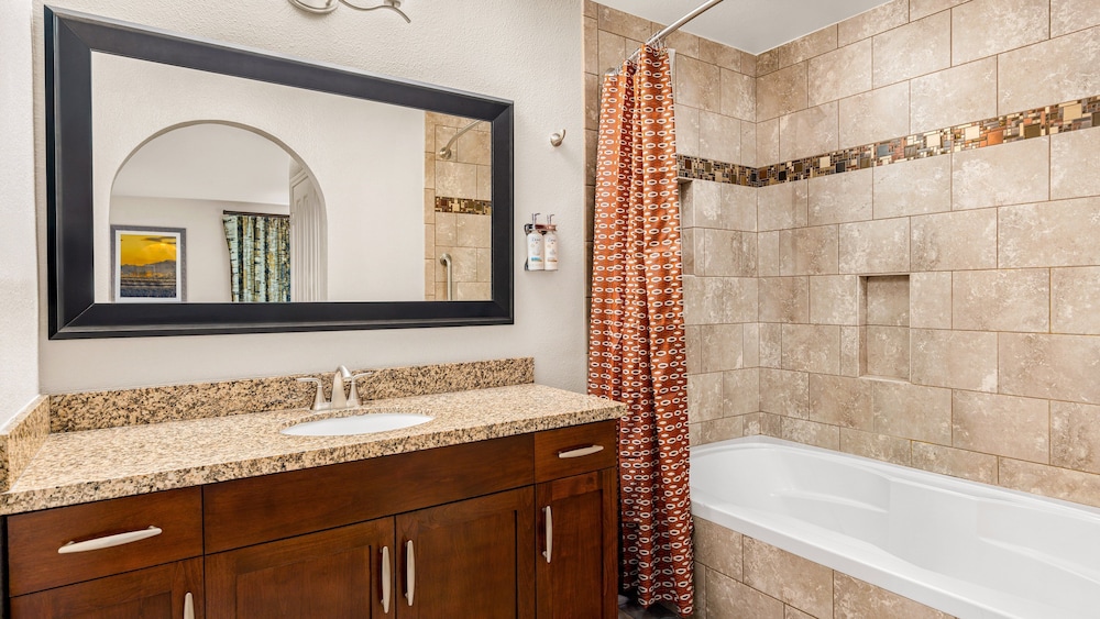 Holiday Inn Club Vacations at Desert Club Resort in LAS VEGAS - NV