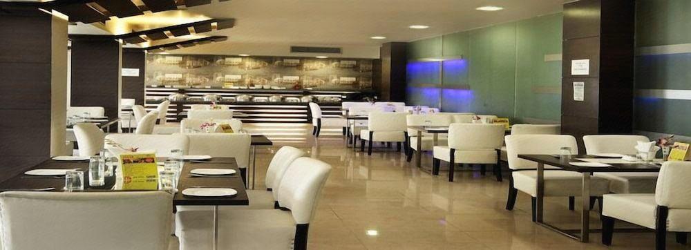 Hotel Milan Palace 17/20