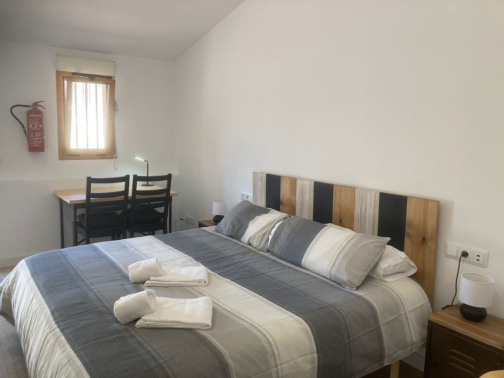 Hospedium Hotel Venta Sant Jordi 10/46
