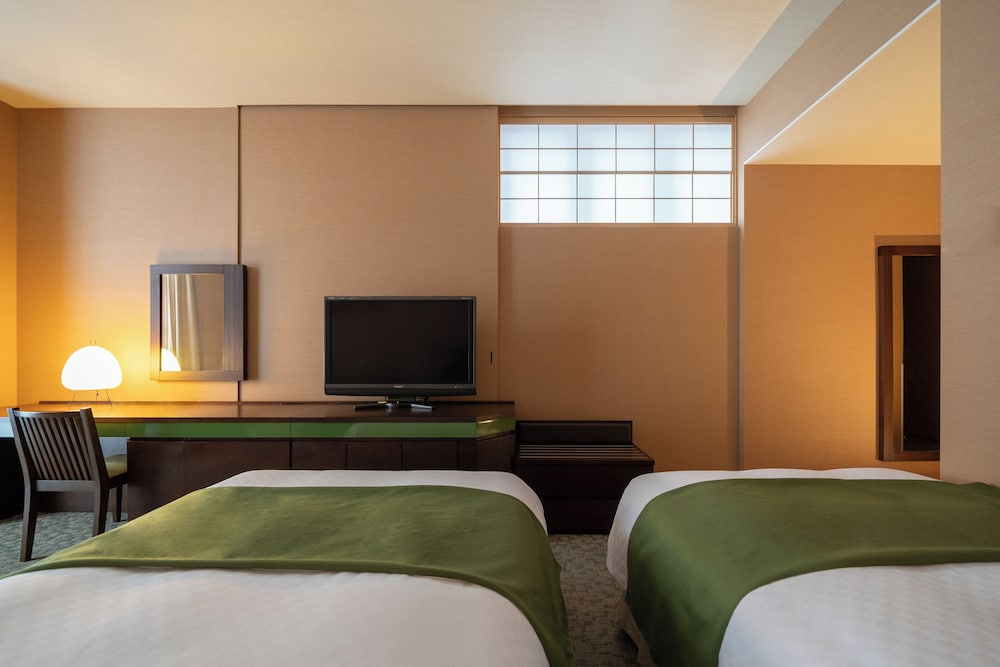 Hotel Vista Premio Kyoto Kawaramachi St. 37/47