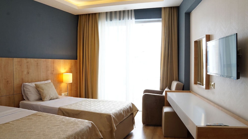 Tokay Hotel 19/50