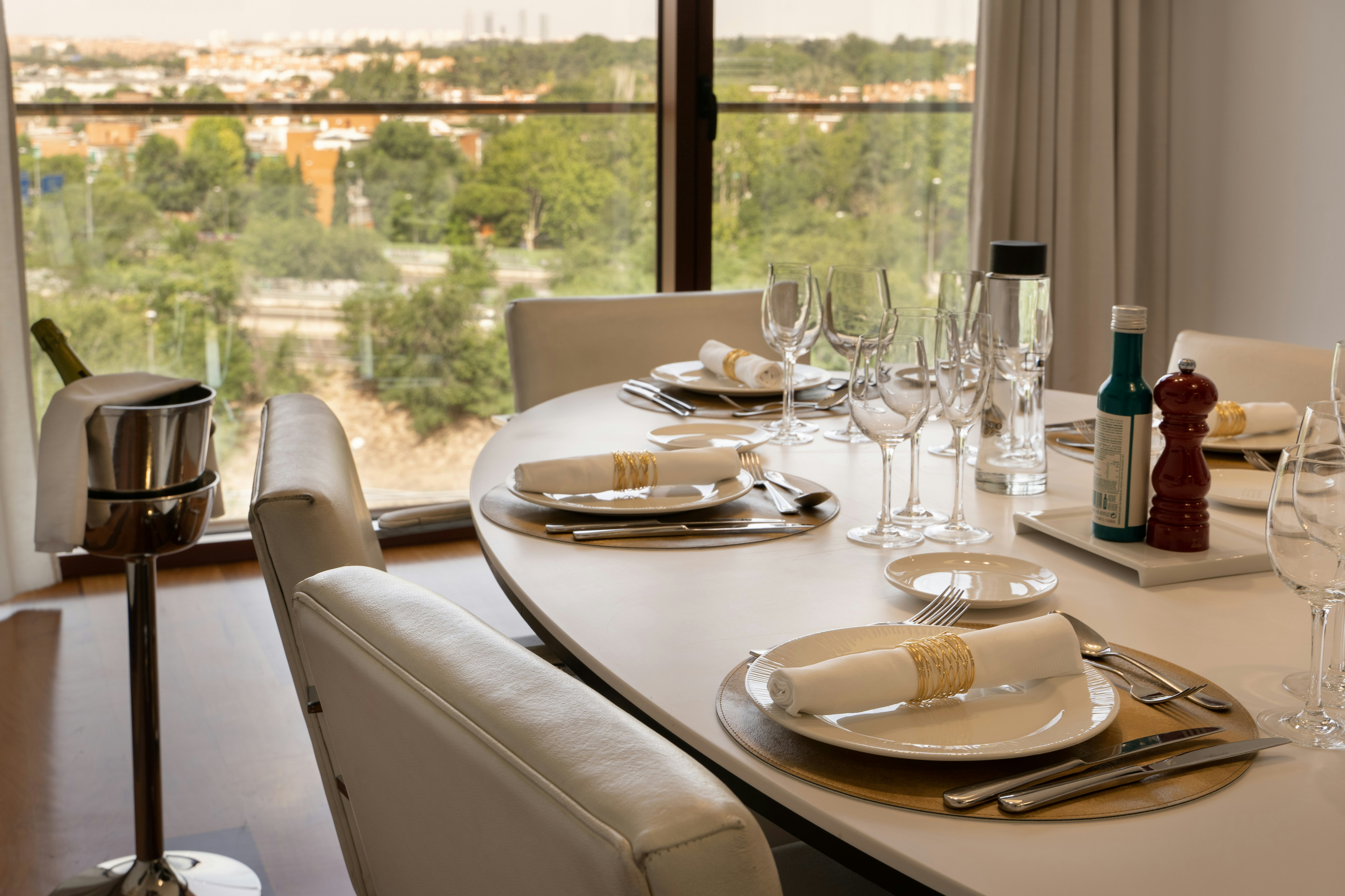 Hilton Madrid Airport 60/77