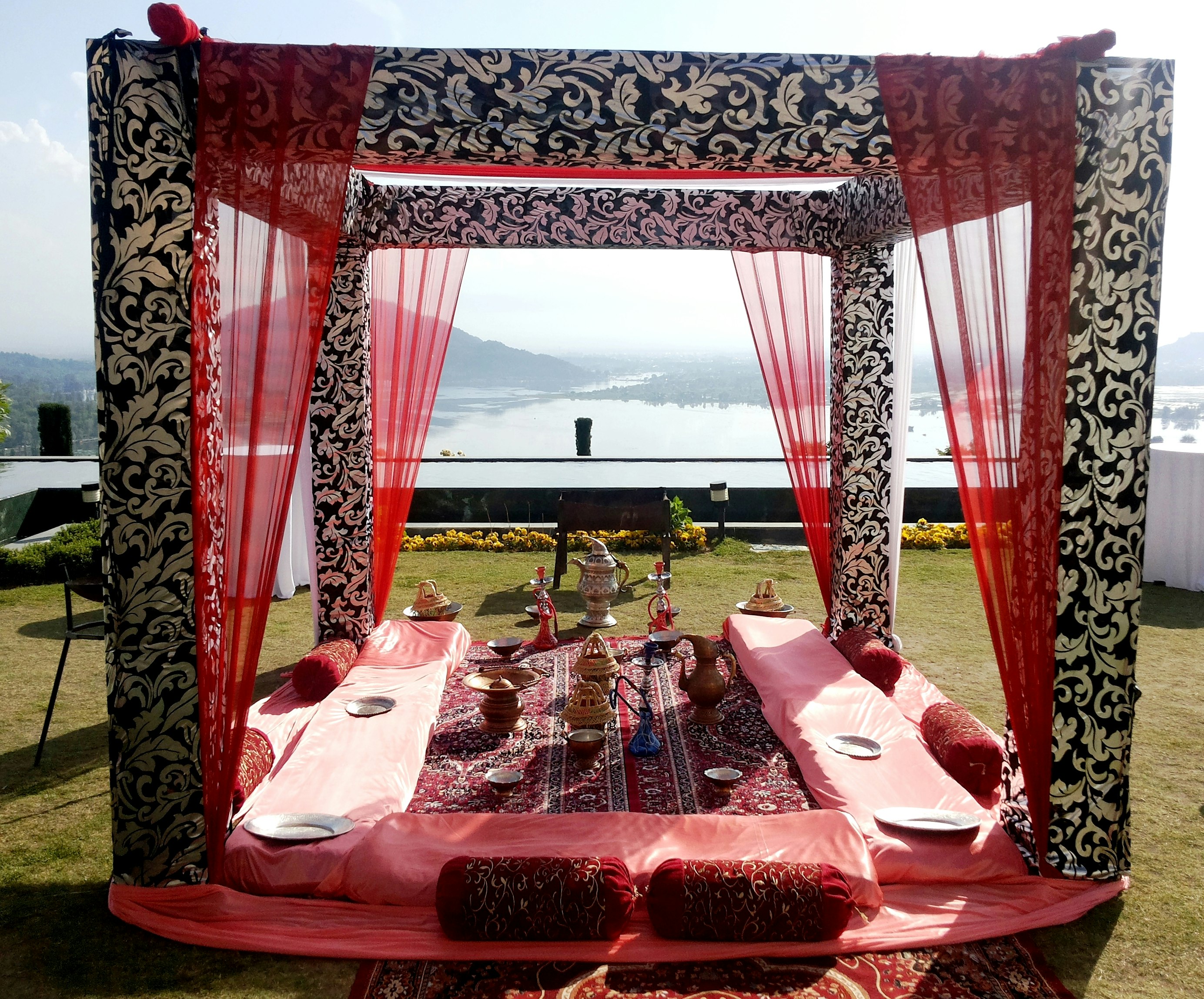 Taj Dal View Srinagar 37/50