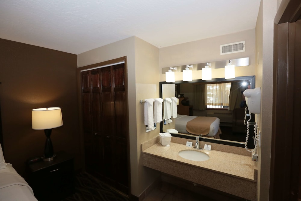 Best Western Weston Inn 25/29