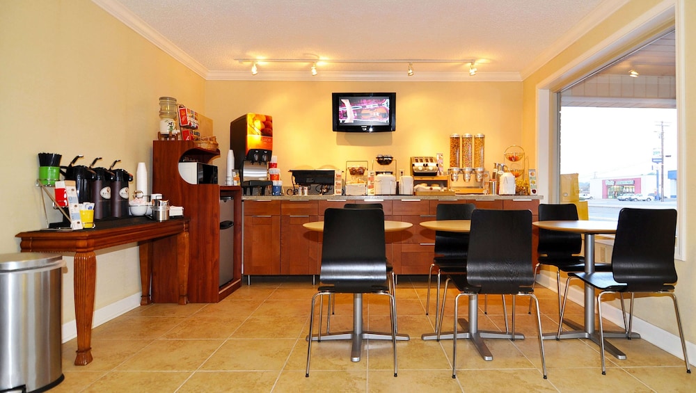 M-star Hotel Searcy 27/32