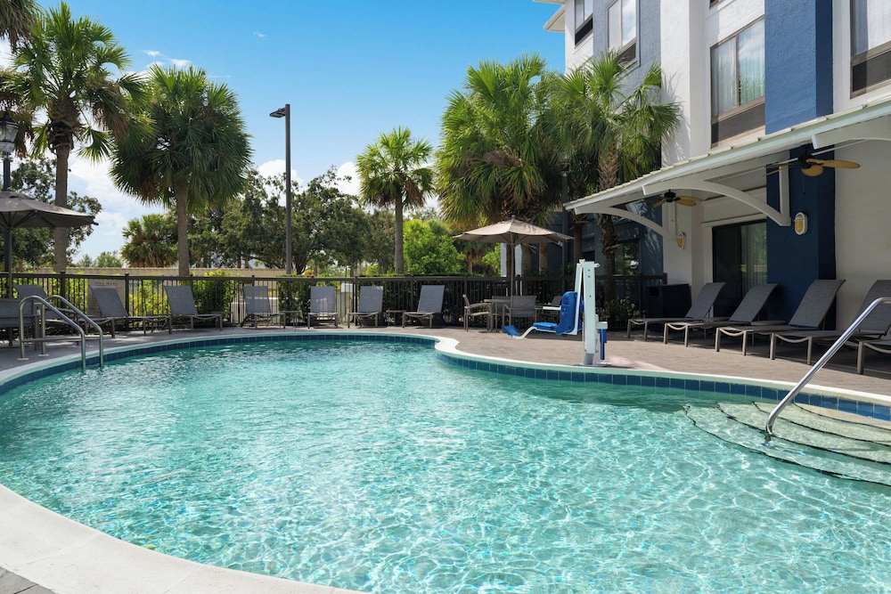 SpringHill Suites Fort Myers Airport 33/41