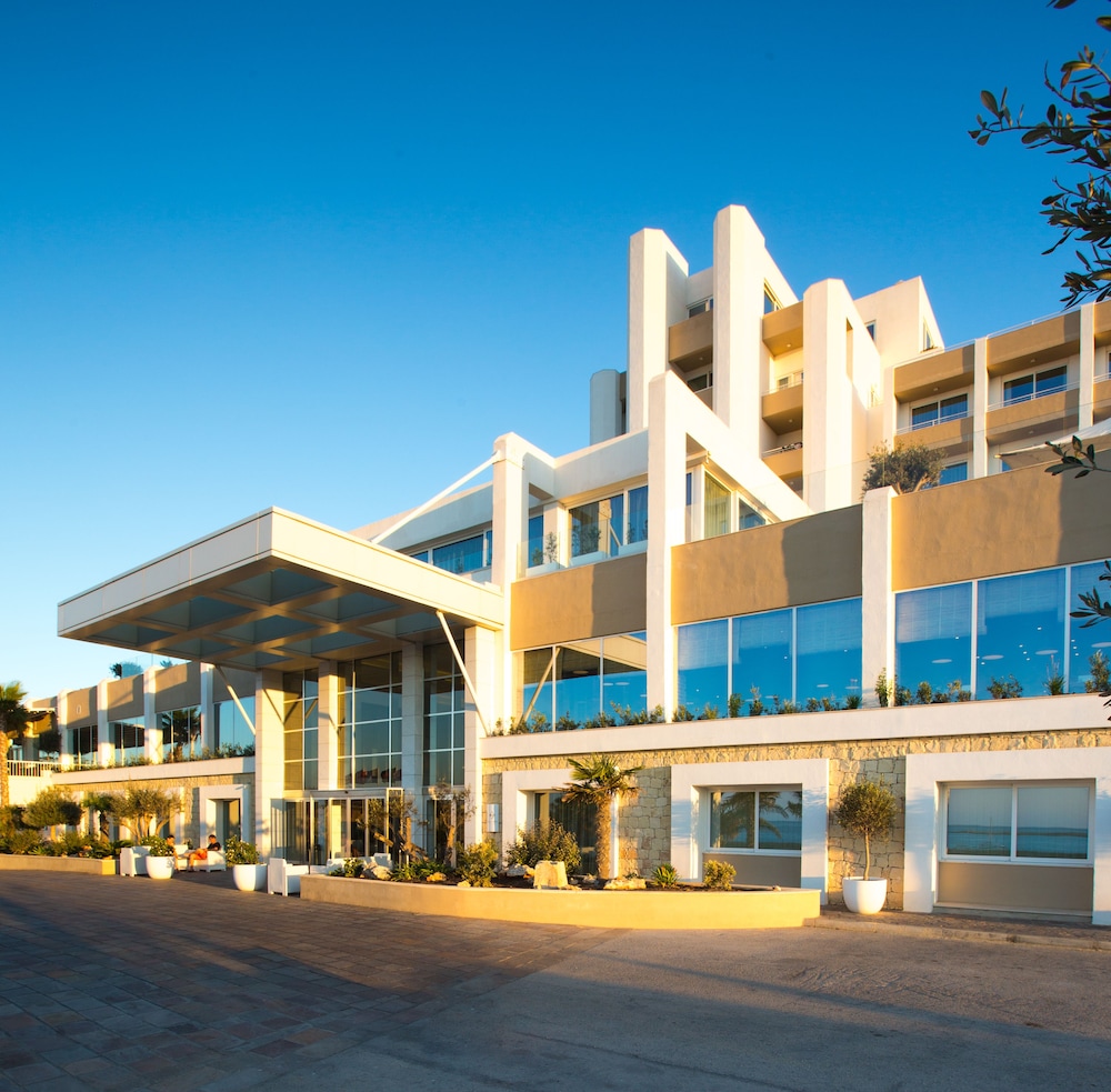 SALINI RESORT 6/68