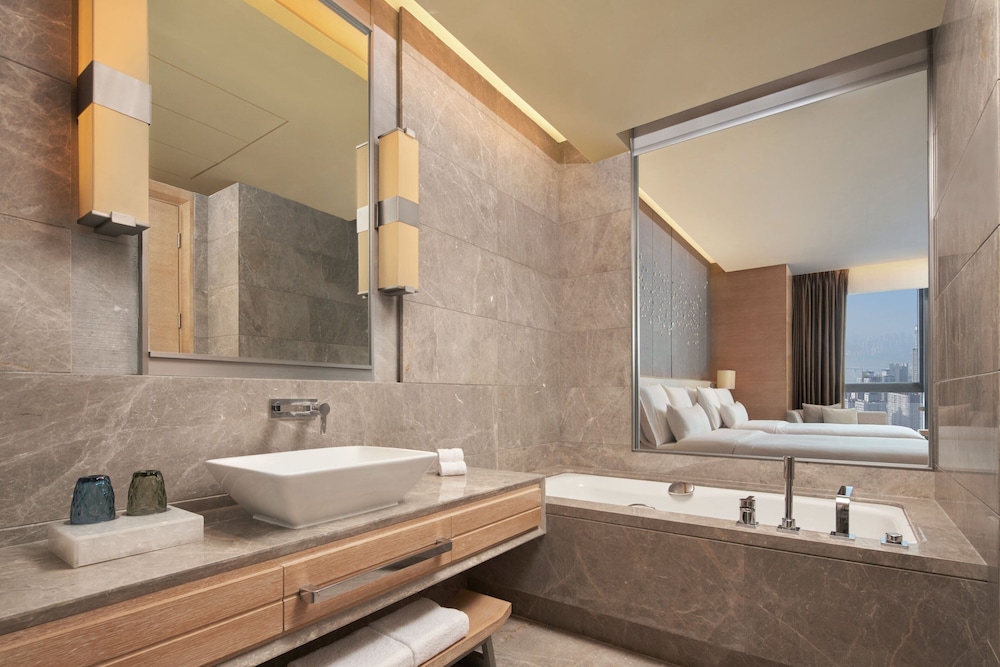 غرفة ديلوكس تنفيذية بسريرين منفصلين، The Westin Chongqing Liberation Square 6/6