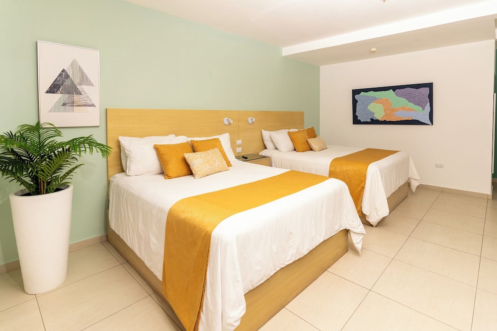 غرفة عائلية بسرير مزدوج