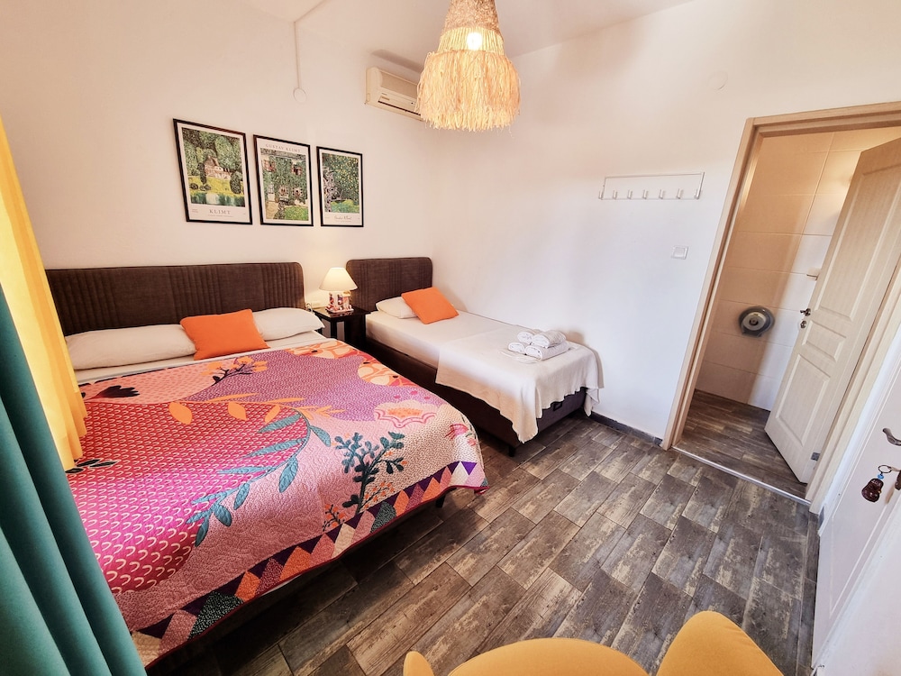 Bodrum Motel 11/54