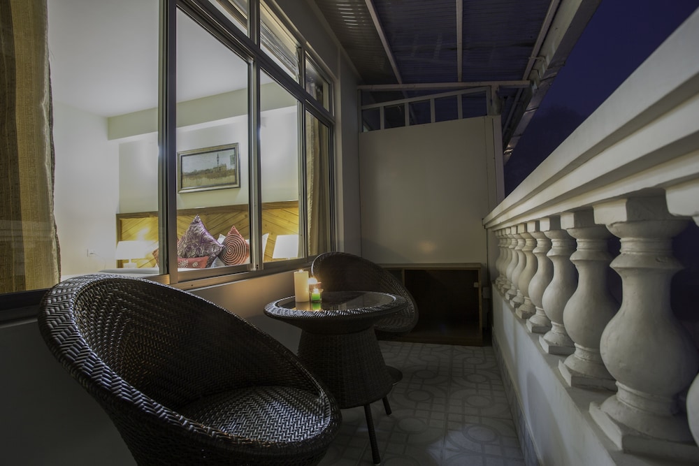 Oyo Rooms Cooch Behar Road 34/48