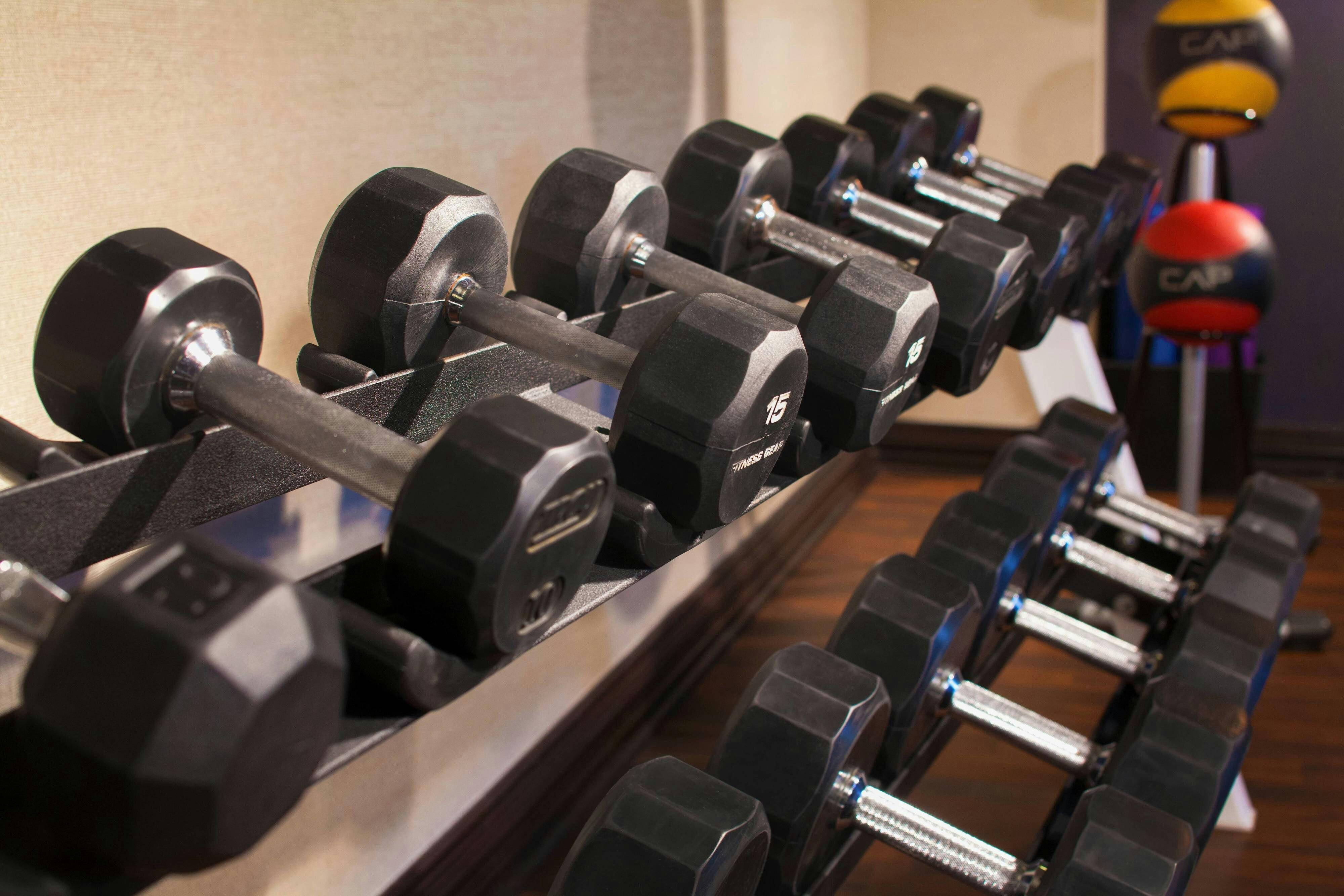 Marriott Suites Dallas Market Center 24/62