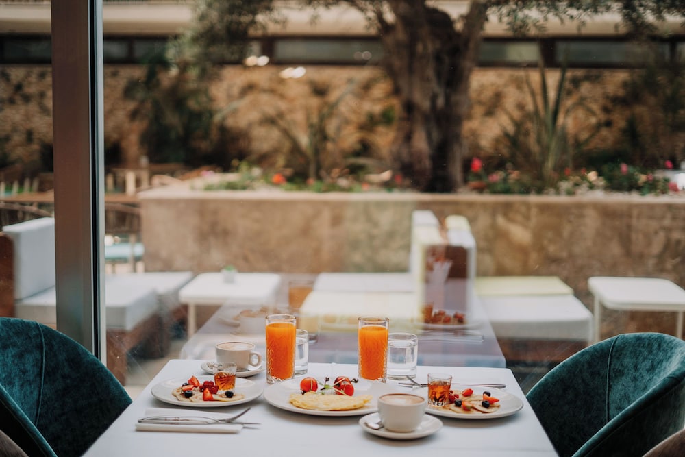 Reef Hotel & Spa 72/87