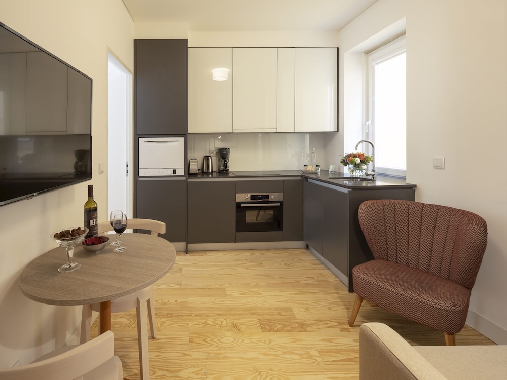 Lisbon Serviced Apartments Santos 40/50