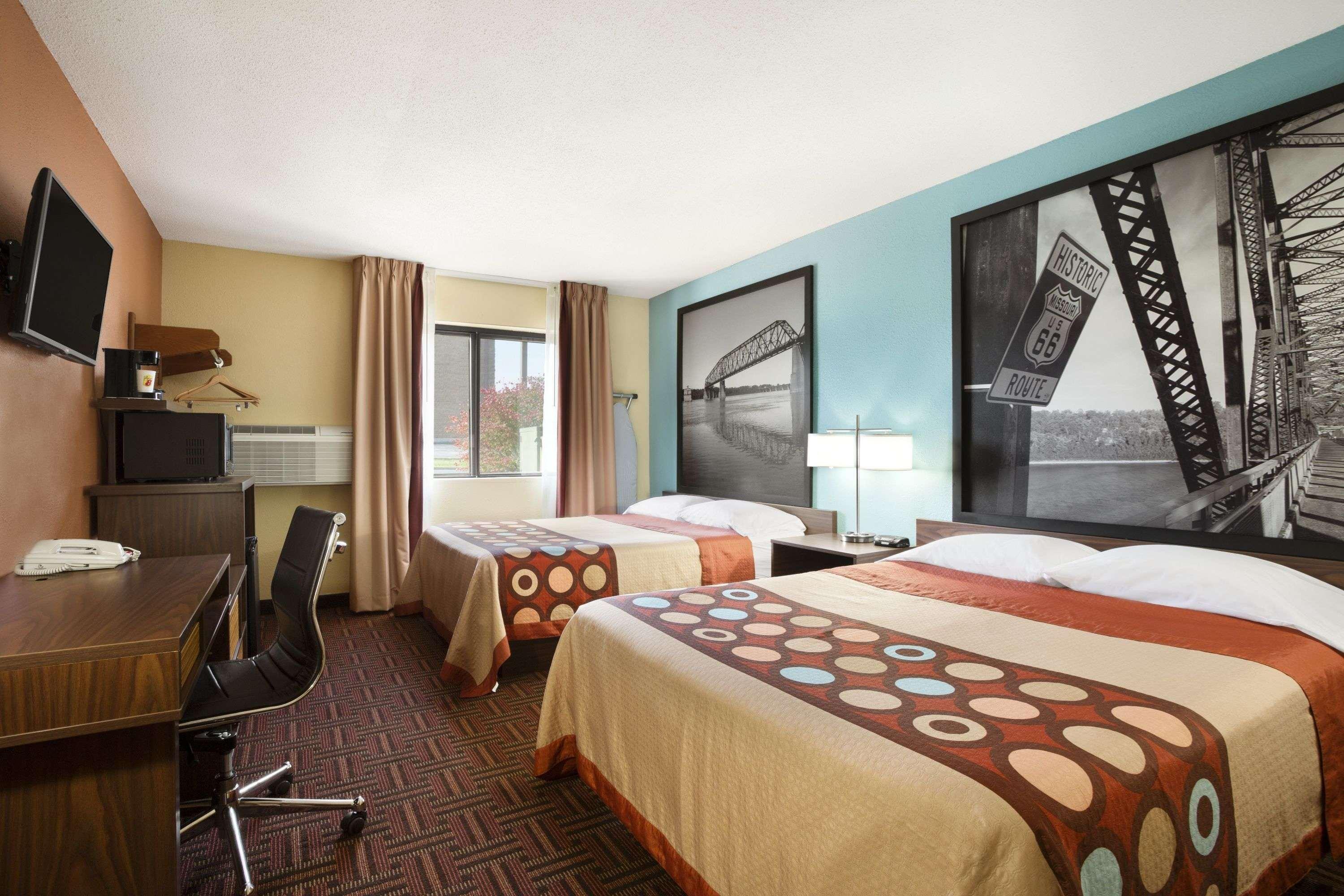 Room, 2 Queen Beds