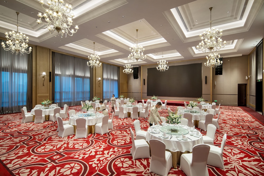 C&D Hotel Xiamen Xiang’an 69/82