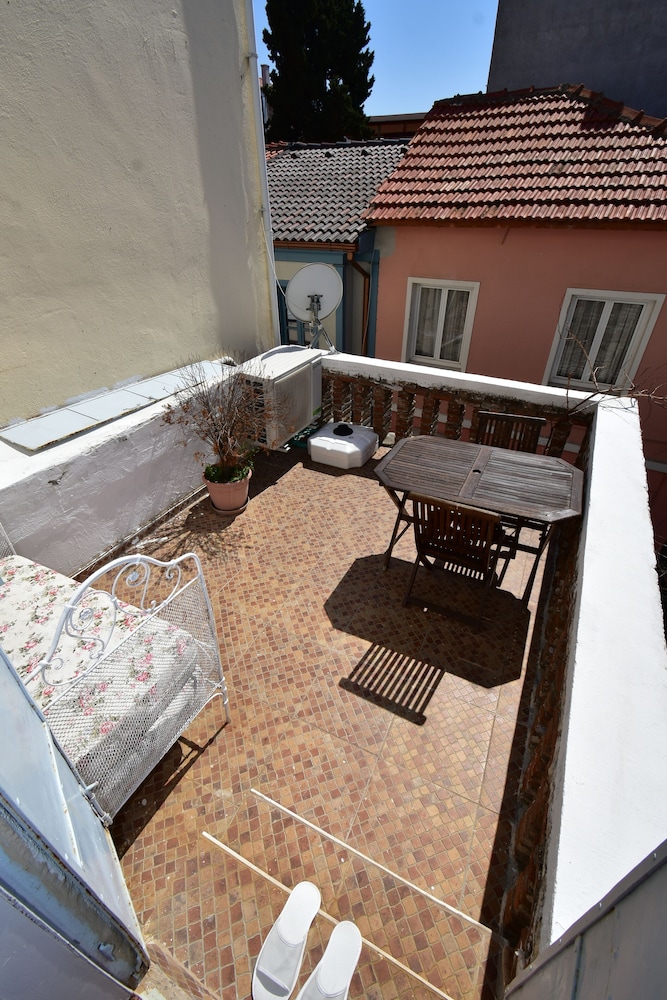 Eolya Guest House 49/50