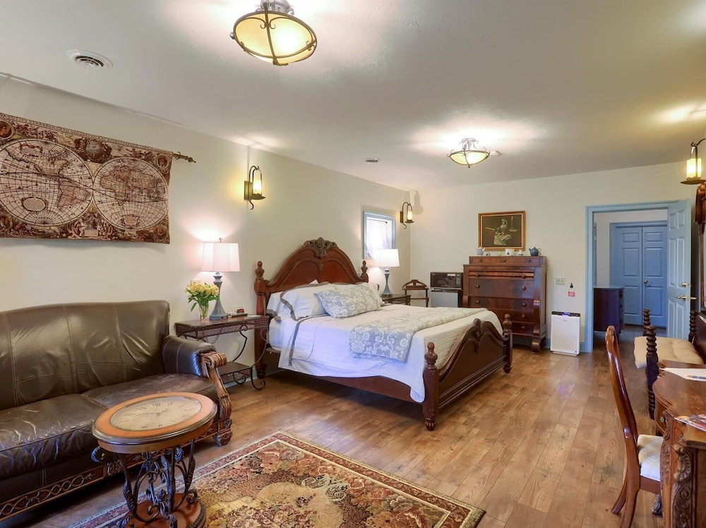 Battlefield Bed &amp; Breakfast Inn 30/76