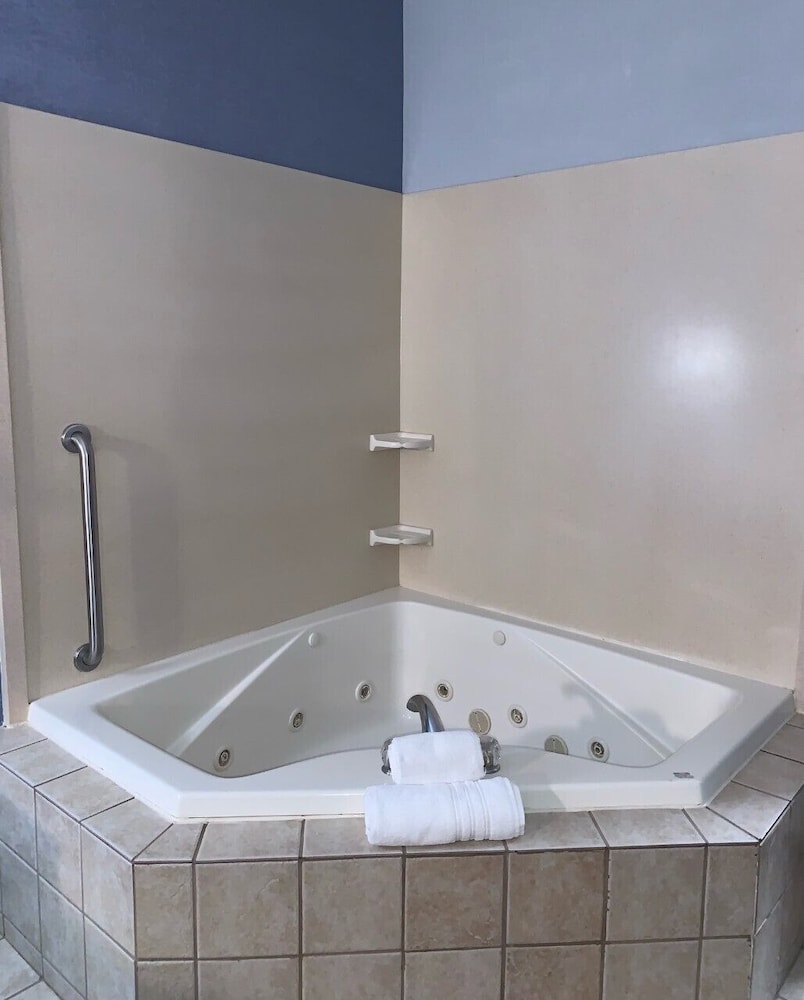 Days Inn by Wyndham Glen Allen/Richmond North 21/22