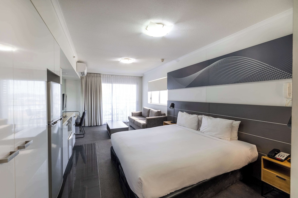 Oaks Townsville Metropole Hotel 24/69