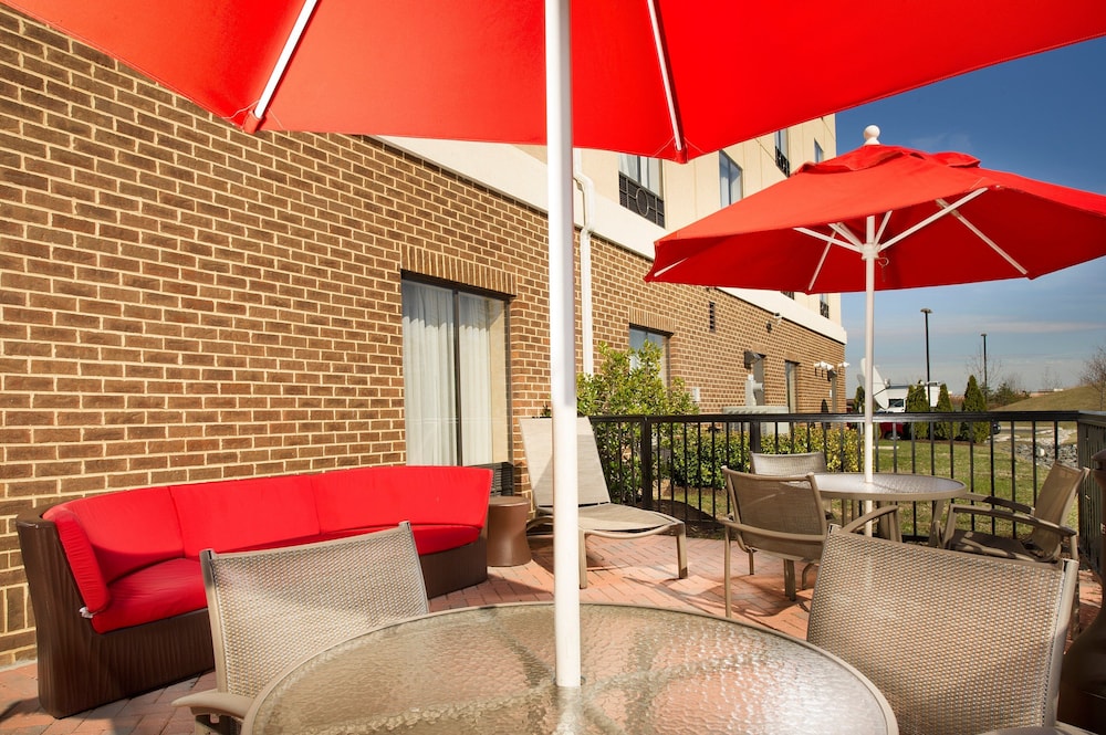 Holiday Inn Express Columbia East Elkridge 43/63