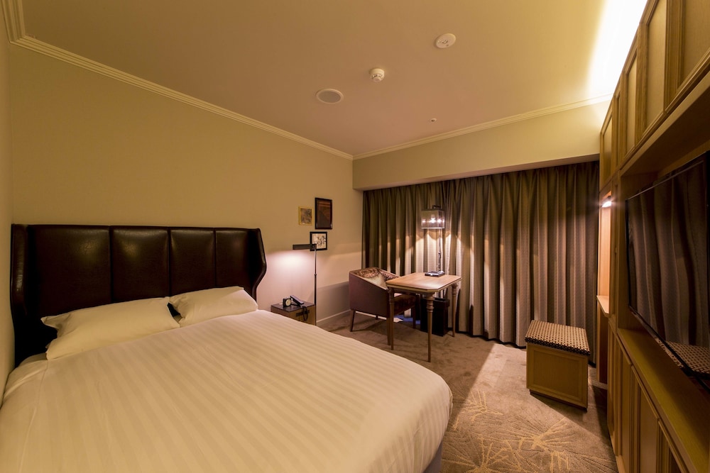 STANDARD, DOUBLE BED, CLUB LOUNGE ACCESS