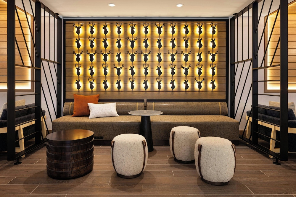 Oshkosh Waterfront Hotel & Conference Center 45/58