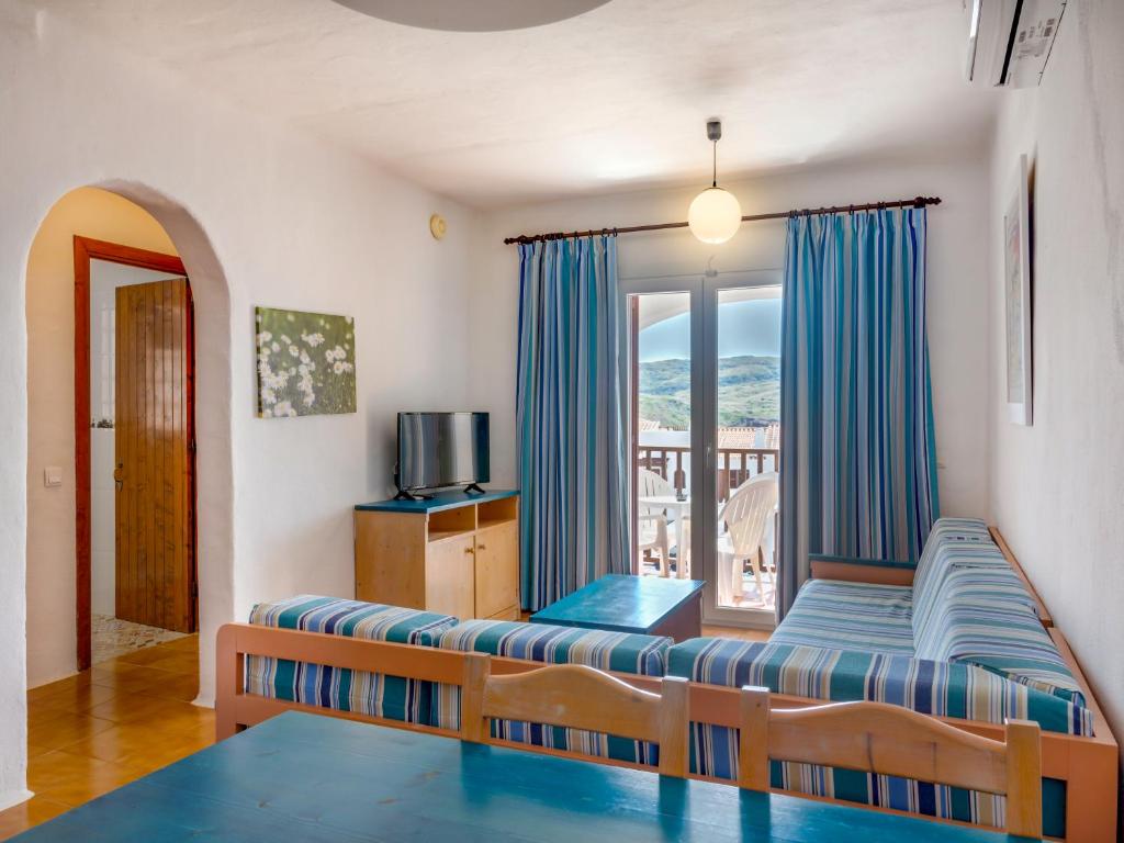 2 Bedrooms, Stardard