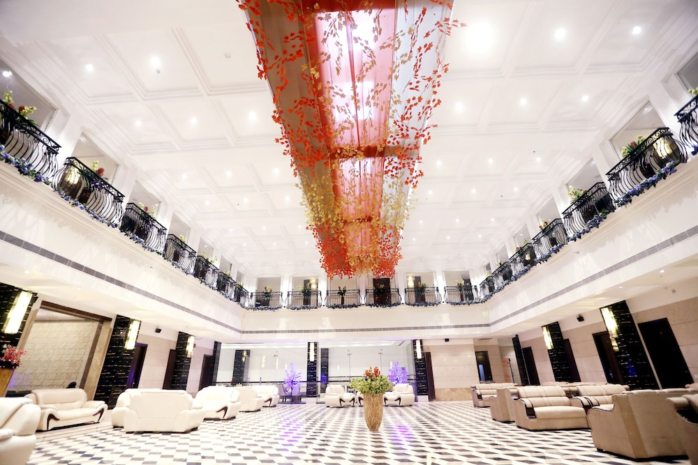 Venizia Sarovar Portico (ex Grand Venizia) 12/55