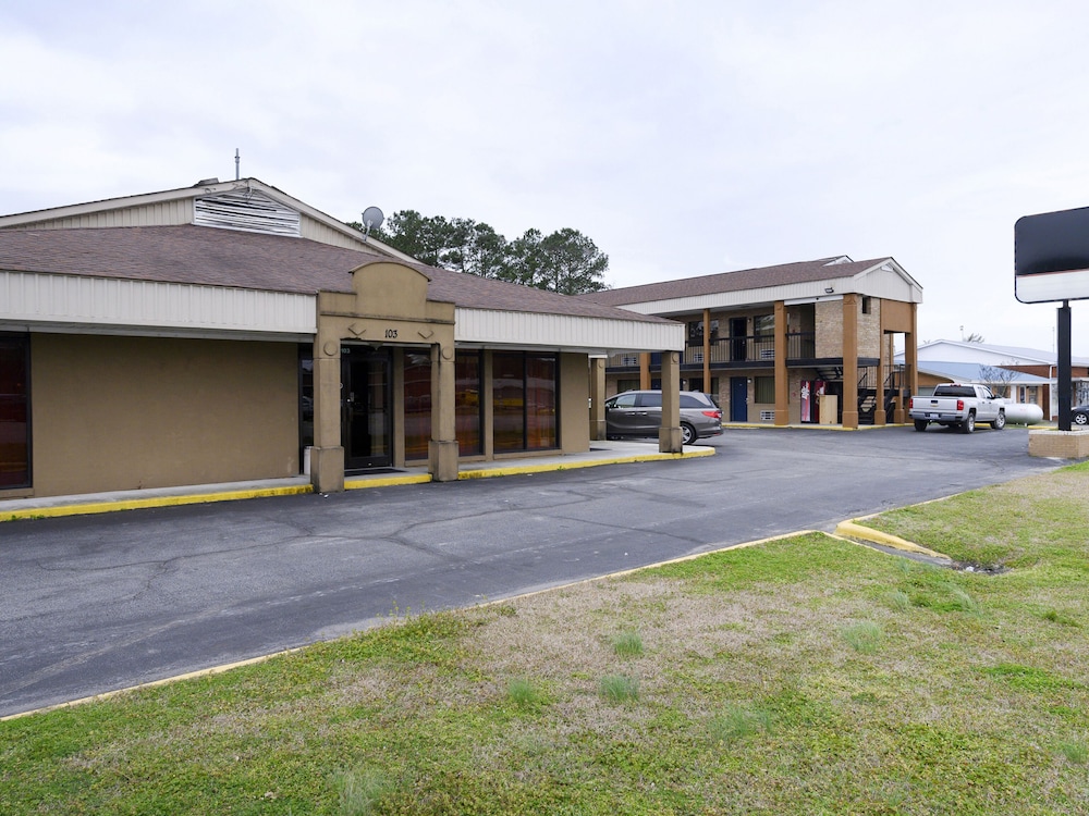 OYO Hotel Williamston in WILLIAMSTON - NC