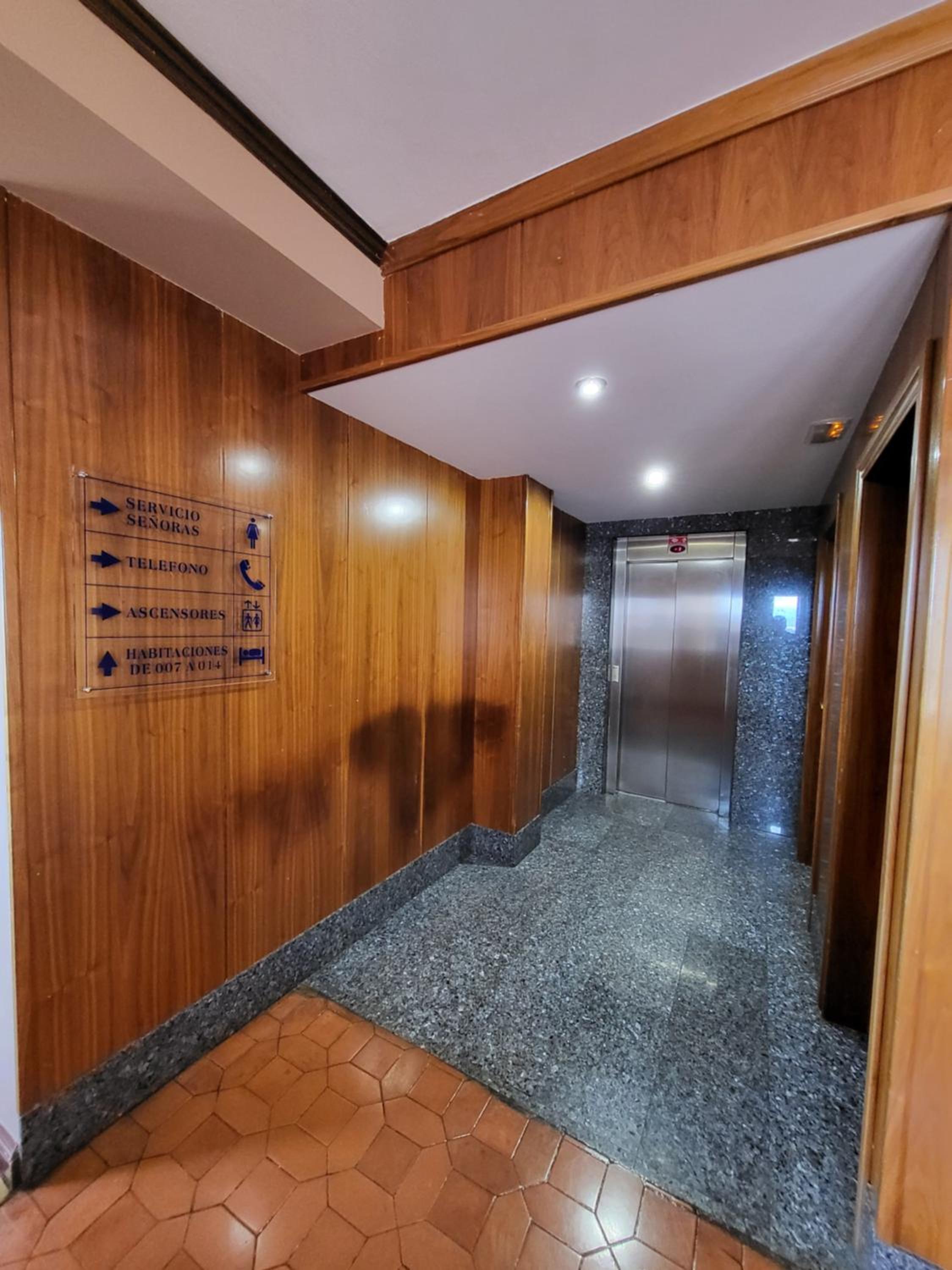 Hotel Leonor Miron 27/55