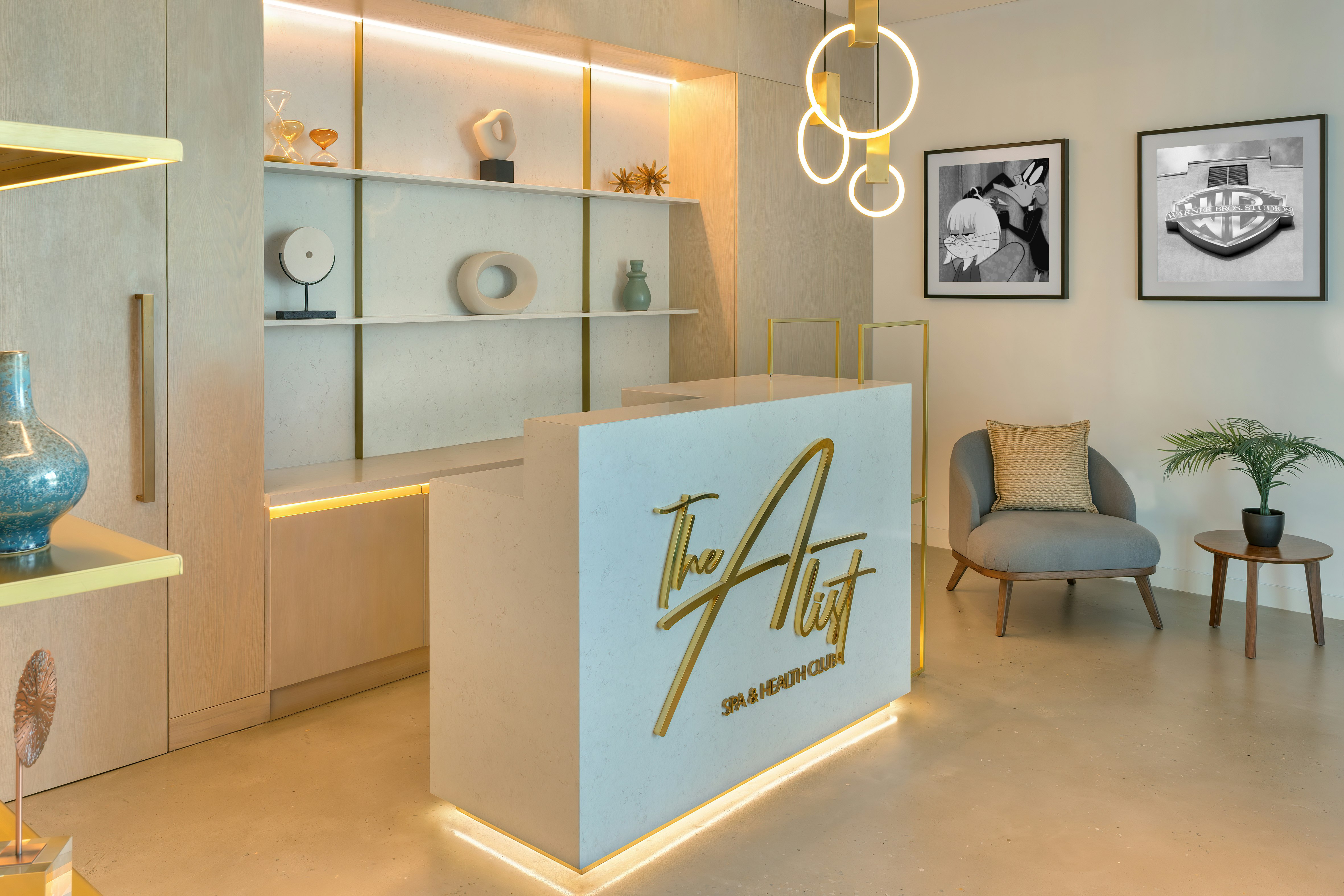 The WB Abu Dhabi, Curio Collection by Hilton 9/50