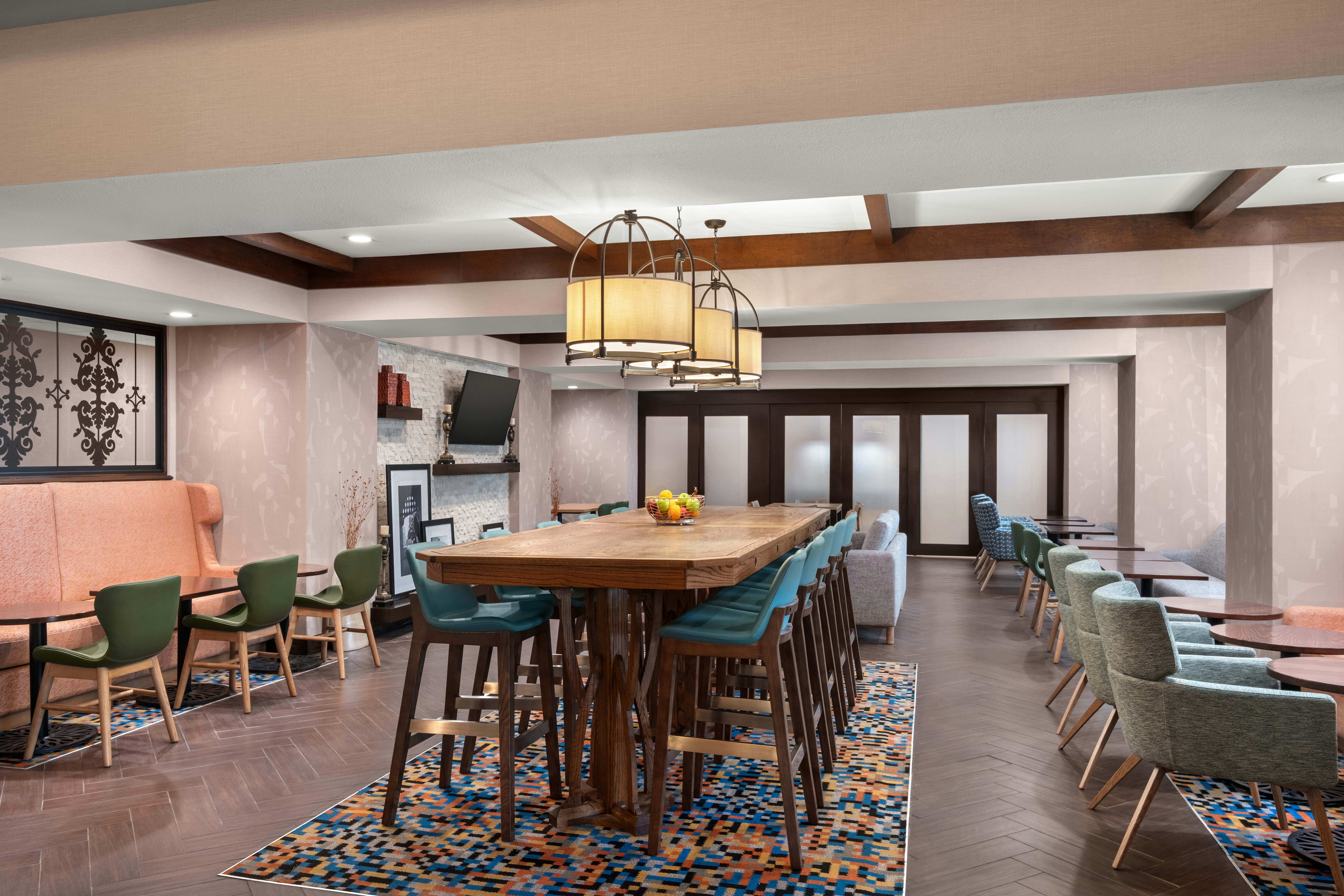 Hampton Inn & Suites Fresno, CA 32/45