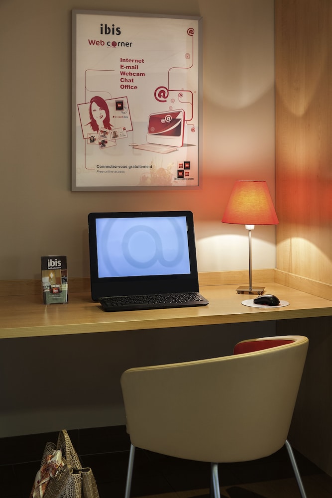 Ibis Toulouse Blagnac Aeroport 32/50