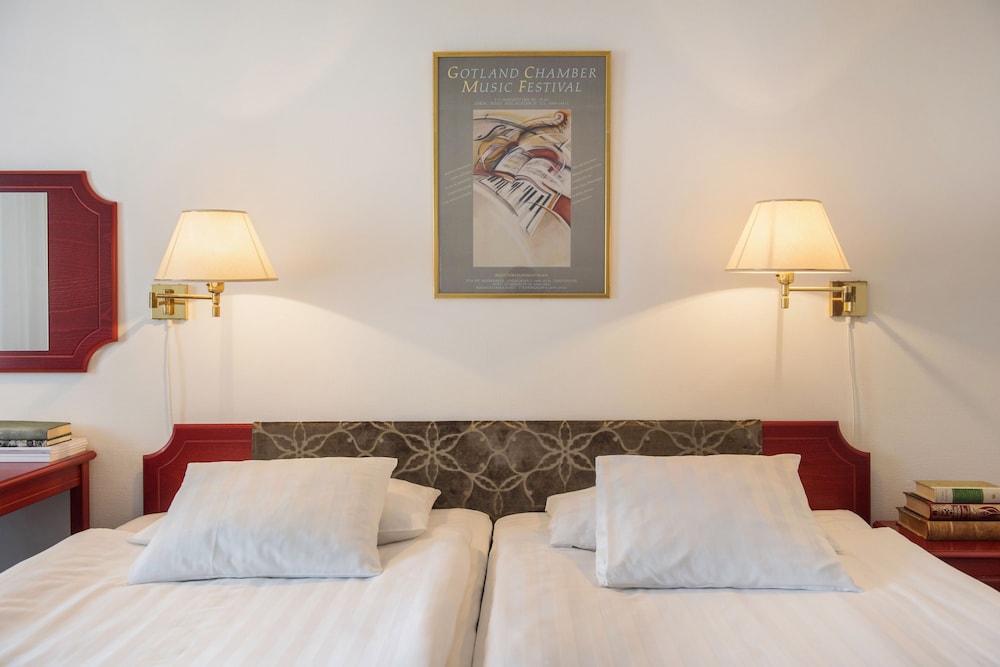 Best Western Strand Hotel 30/60