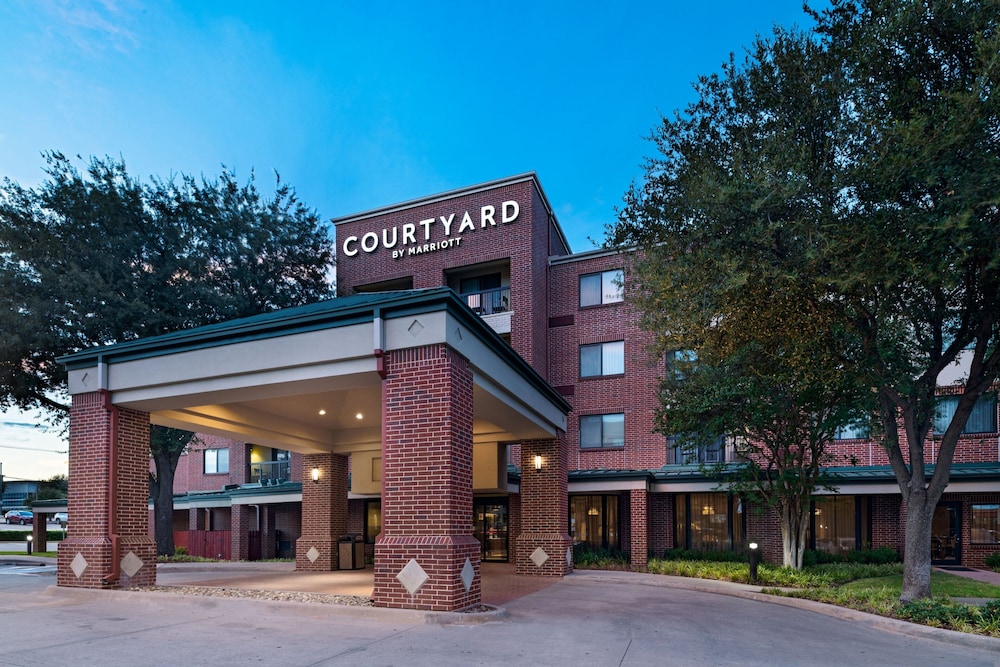 Courtyard By Marriott Dallas Dfw Airport South Irving 1/33