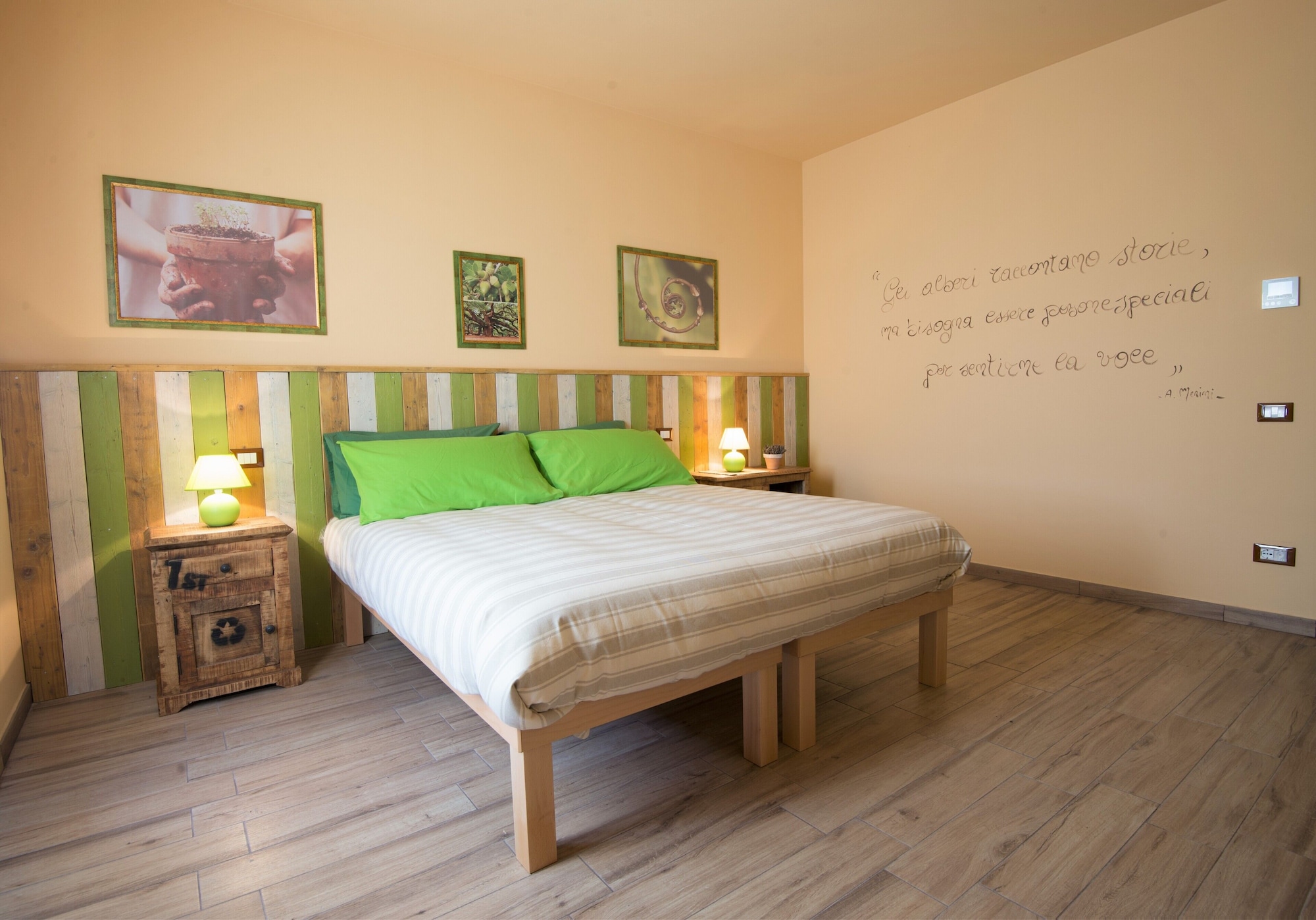 1 Bedroom, Apartment, Trundle Bed, Queen Bed, Garden View, Sofa, Patio