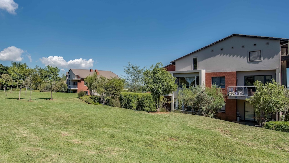 JoziStay Jackal Creek Apartments - Northriding 24/29