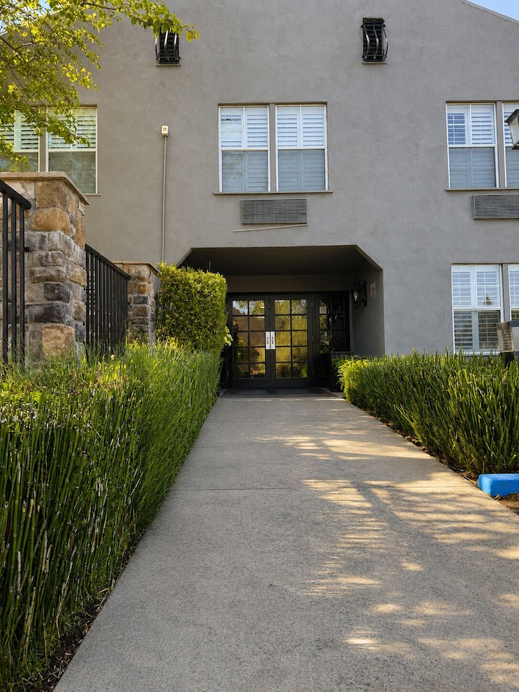 Hotel Indigo Napa Valley 52/62