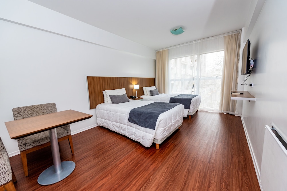 CLASSIC, TWIN BEDS