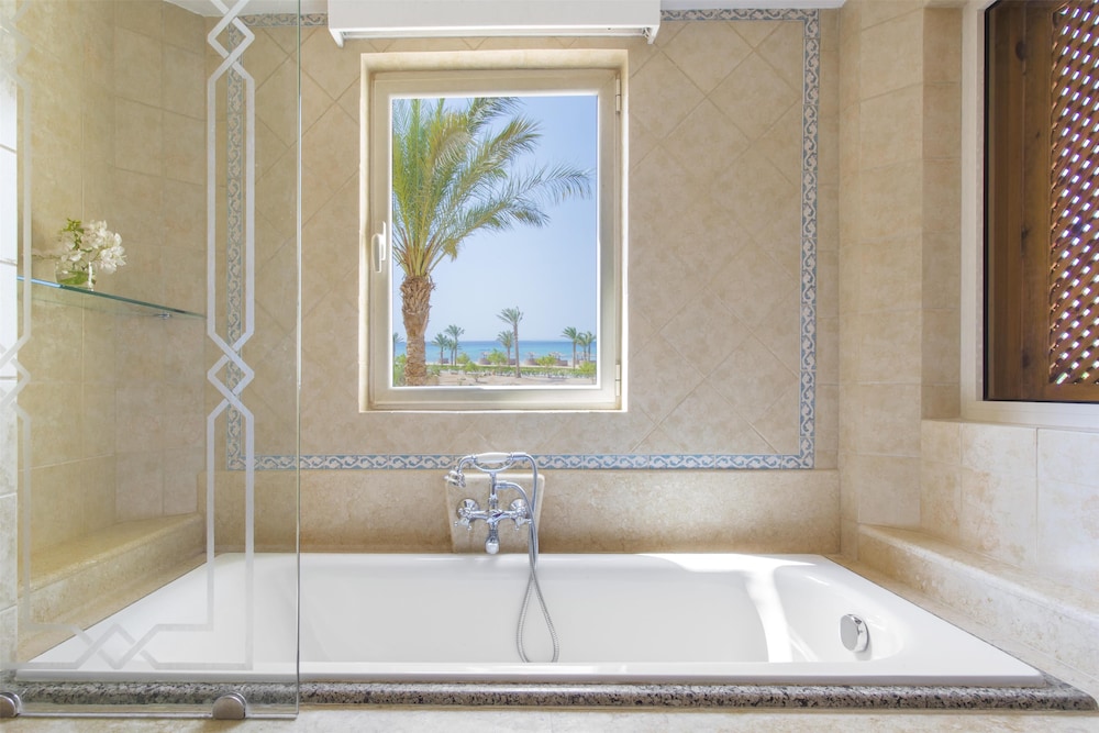 Kempinski Hotel Soma Bay 80/80