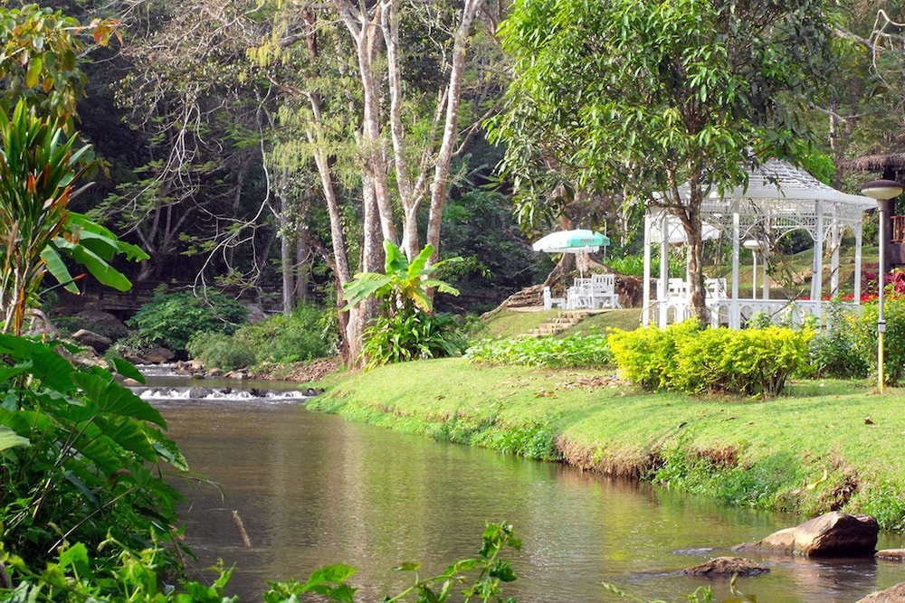 Maesa Valley Garden Resort & Craft Village 57/67
