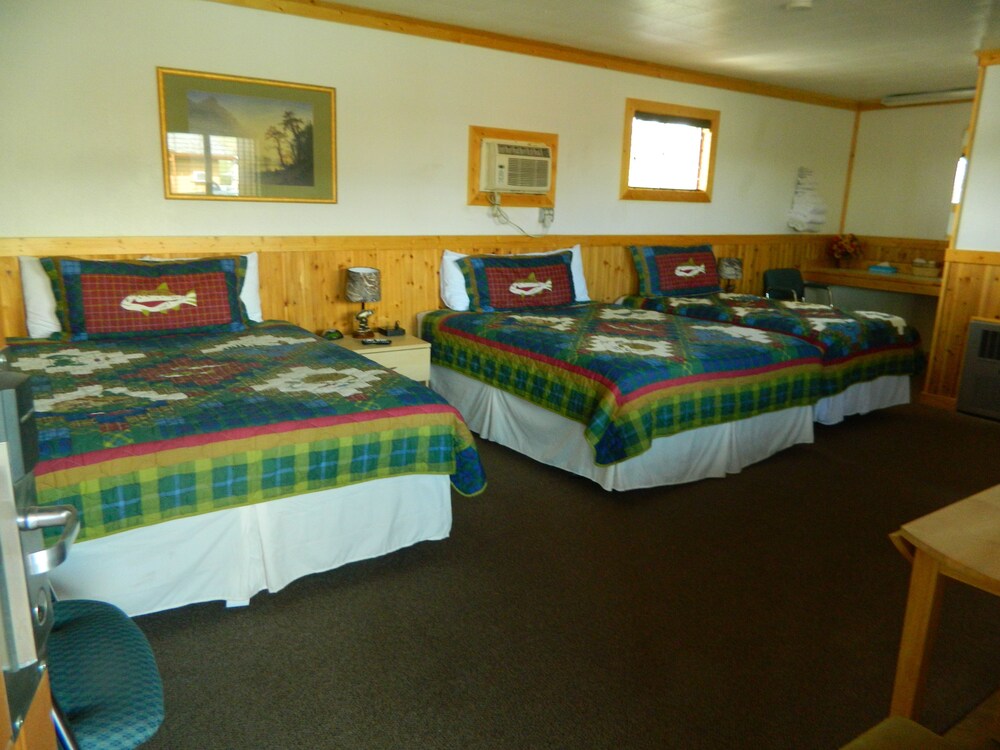Country Motor Inn 16/64