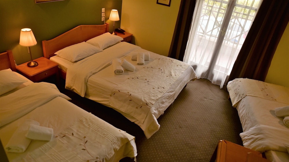 Family Suite, Double and Twin Beds, Mountain or Village View