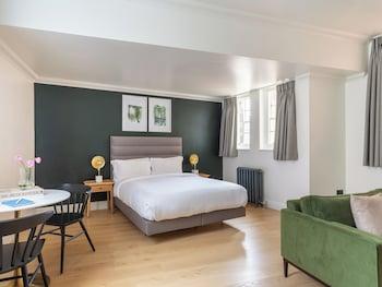 Studio, Queen Bed, Kitchen, Xl