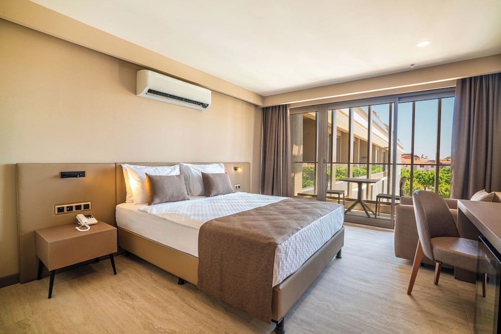 Prive Side Suite & Spa hotel - Adults Only 16+ 18/50